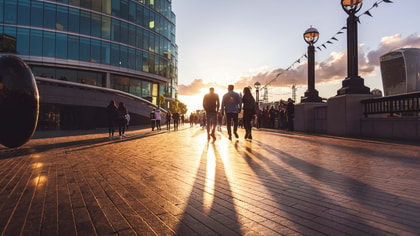 Praying for strangers: good news people in one-off encounters