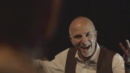 Actors: worship leaders or evangelists?