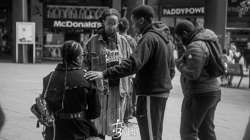 C0061 00 20 42 021 Still026