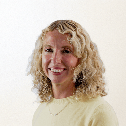 20250819 Laura Coey WEB